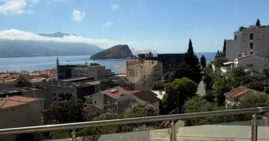 Mieszkanie 3 pokoi w Budva, Czarnogóra