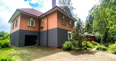 Dom w Viendarazski siel ski Saviet, Białoruś