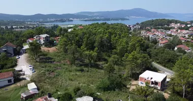 Участок земли в Тиват, Черногория