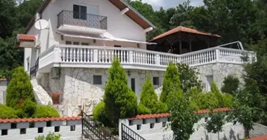 Dom 4 pokoi w dindinovici, Czarnogóra
