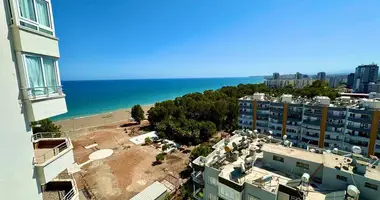 Apartamento 5 habitaciones en Mezitli, Turquía