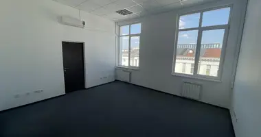 Bureau 82 m² dans Minsk, Biélorussie