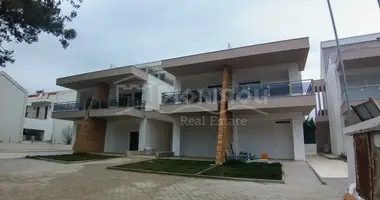 3 bedroom house in Nikiti, Greece