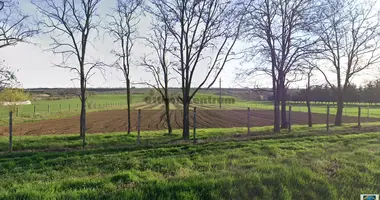 Plot of land in Vac, Hungary