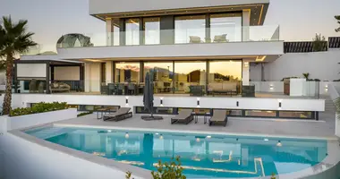 Villa  con Vistas al mar, con Piscina, con Vista a la montaña en Marbella, España