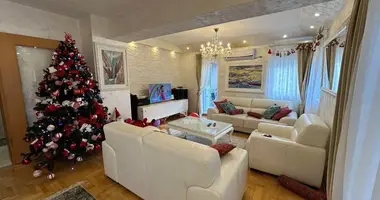 Apartamento 3 habitaciones en Budva, Montenegro