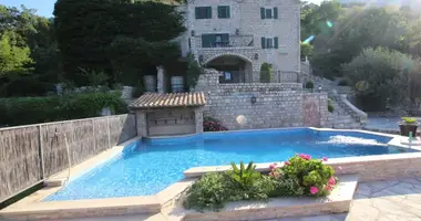 Maison 4 chambres dans Sveti Stefan, Monténégro