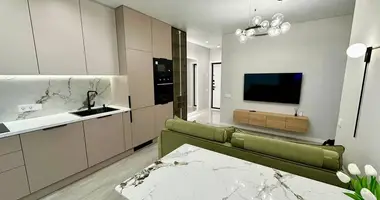 Apartamento 3 habitaciones en Minsk, Bielorrusia