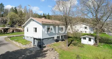 Casa 4 habitaciones en Kouvola sub region, Finlandia