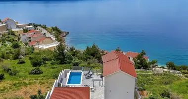 Villa 2 bedrooms in Makarska, Croatia