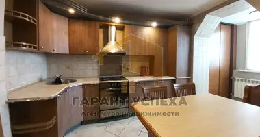 Wohnung 3 zimmer in Brest, Belarus