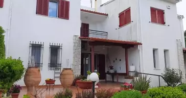 3 room apartment in Agia Triada, Greece