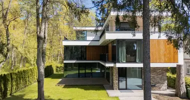 5 bedroom house in Jurmala, Latvia
