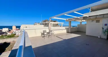 Penthouse 3 bedrooms in Gandia, Spain