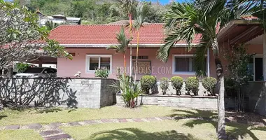 Villa en Chalong, Tailandia
