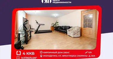 Apartamento 4 habitaciones en Maladetchna, Bielorrusia