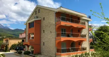 Hotel 600 m² in Montenegro