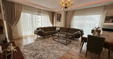 2 bedroom apartment in Mahmutlar, Turkey