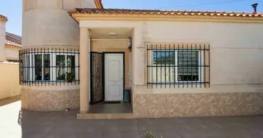 Villa  avec Piscine dans Torrevieja, Espagne