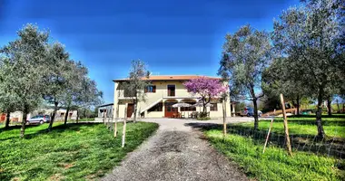 Dom w Palomonte, Włochy