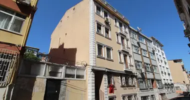 Appartement 1 chambre dans Merhaba Caddesi, Turquie