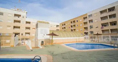 2 bedroom apartment in Torrevieja, Spain