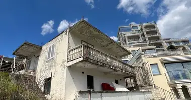 Casa 4 habitaciones en Becici, Montenegro