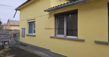 Casa 4 habitaciones en Toeroekszentmiklos, Hungría