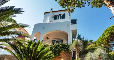 Villa 6 bedrooms with parking, with Balcony, with Air conditioner in Sabaudia, Italy
