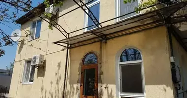 4 room house in Usatove, Ukraine