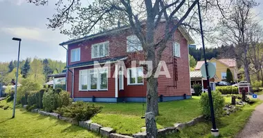 Haus 6 zimmer in Hamari, Finnland