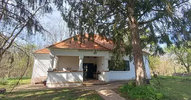 Casa 4 habitaciones en Ujvarfalva, Hungría
