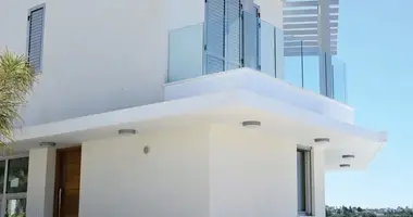 3 bedroom house in Chloraka, Cyprus