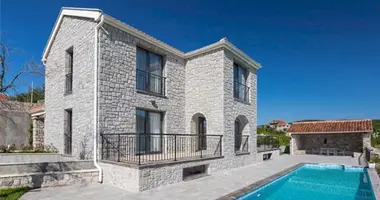 Villa 4 habitaciones en Tivat, Montenegro