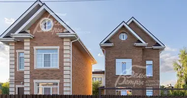 Casa 6 habitaciones en poselenie Sosenskoe, Rusia