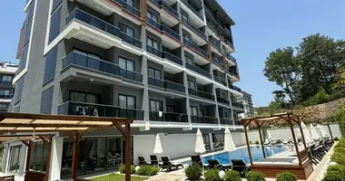 Penthouse 2 chambres avec Balcon, avec Interphone, avec Meublesd dans Incekum, Turquie