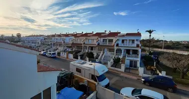 4 bedroom house in Torrevieja, Spain