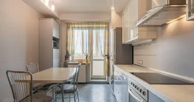 Apartamento 4 habitaciones en Minsk, Belarús