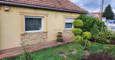 3 room house in Jaszbereny, Hungary