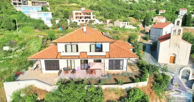 Villa 3 bedrooms with parking, with Furnitured, with Sea view in Rijeka-Rezevici, Montenegro