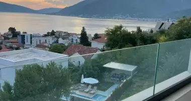 Apartamento 2 habitaciones en Tivat, Montenegro