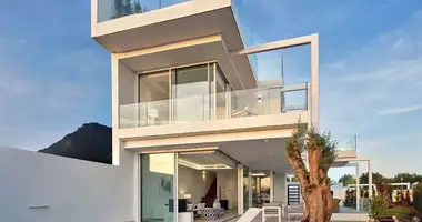 Villa 3 bedrooms in Marbella, Spain