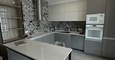 Apartamento 3 habitaciones en Minsk, Bielorrusia