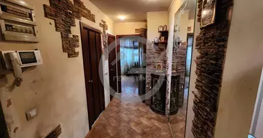 Appartement 3 chambres dans Alabushevo, Fédération de Russie