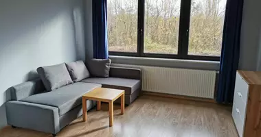 Mieszkanie 1 pokój w Warszawa, Polska