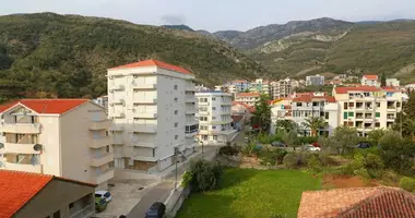 Wohnung 2 Zimmer in Becici, Montenegro
