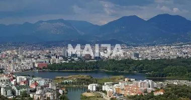 Mieszkanie 9 pokojów w Tirana, Albania