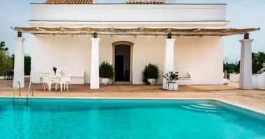 Duplex 4 bedrooms in Faro, Portugal