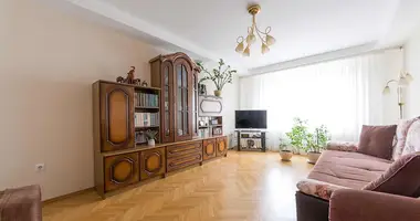 Wohnung 3 zimmer in Minsk, Belarus