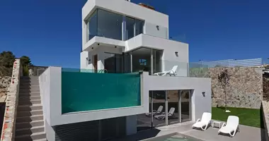 Villa  con Terraza, con baño, con Piscina privada en Finestrat, España